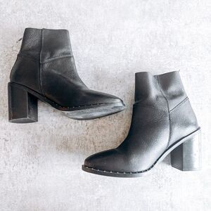 Asos Black Heeled Ankle Booties Size 7.5